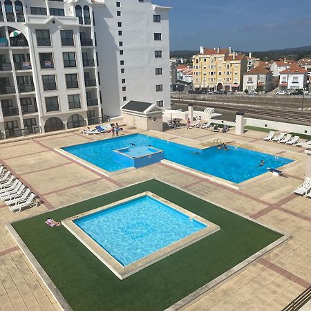 Beachfront 3Bdr Apt On Marginal Boulevard Сан-Мартінню-ду-Порту Екстер'єр фото