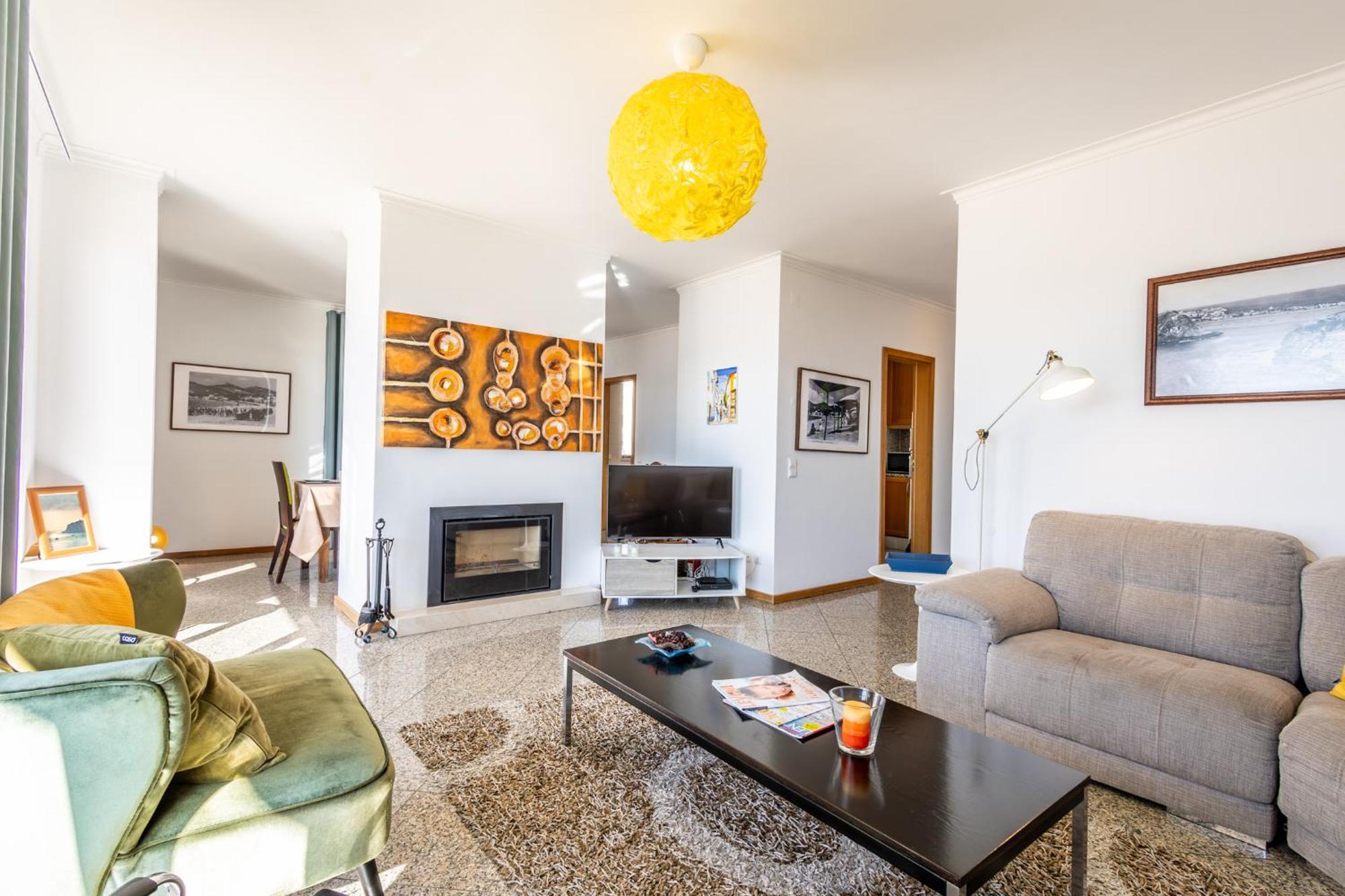 Beachfront 3Bdr Apt On Marginal Boulevard Сан-Мартінню-ду-Порту Екстер'єр фото